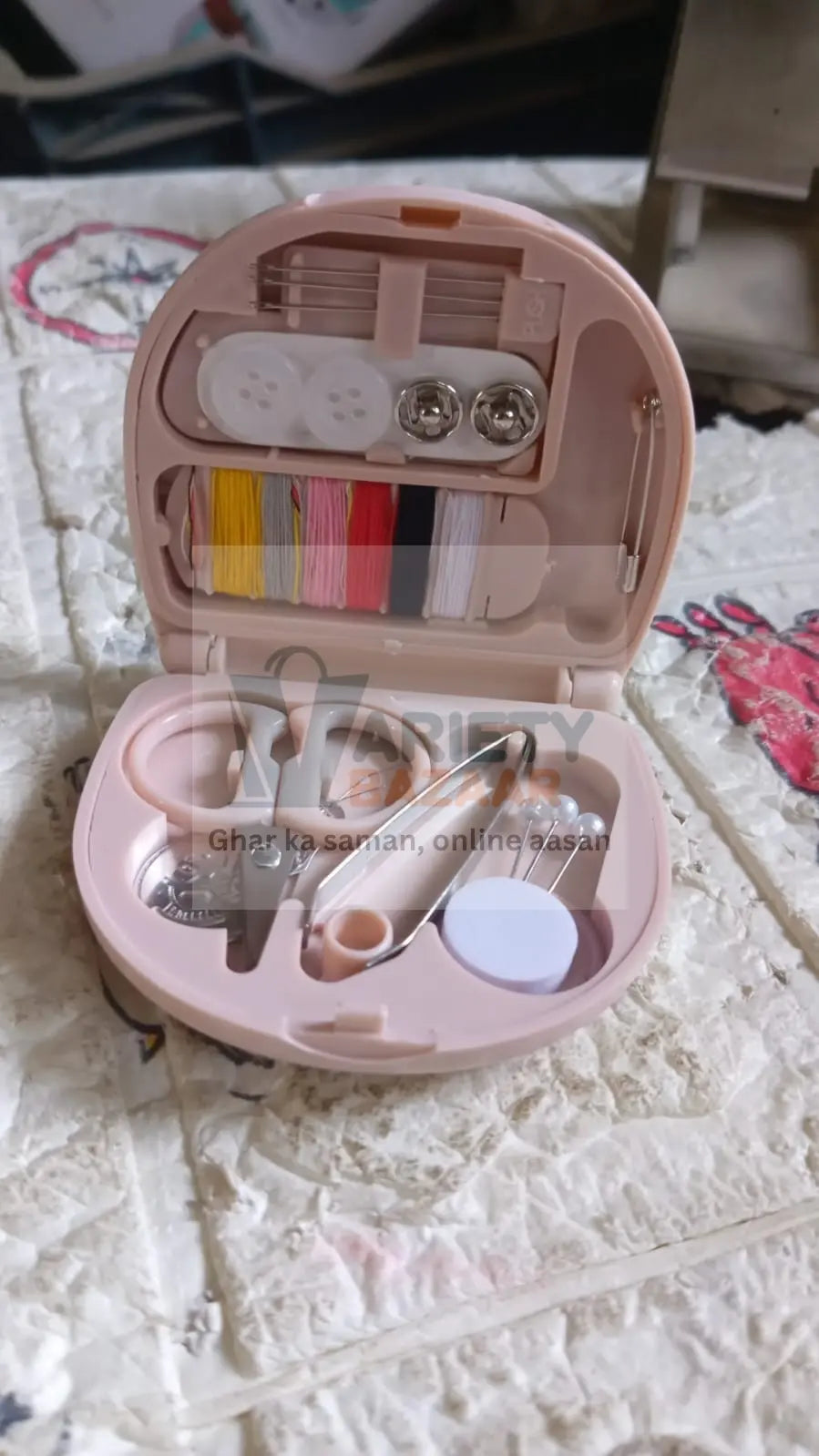 Mini Travel Sewing Kit DIY Sewing Portable Sewing Tool Kits Plastic Sewing Kit Box Beginner Friendly Emergency Sewing Repair Kit with Threads Scissors Hand Sewing Needles Variety Bazaar