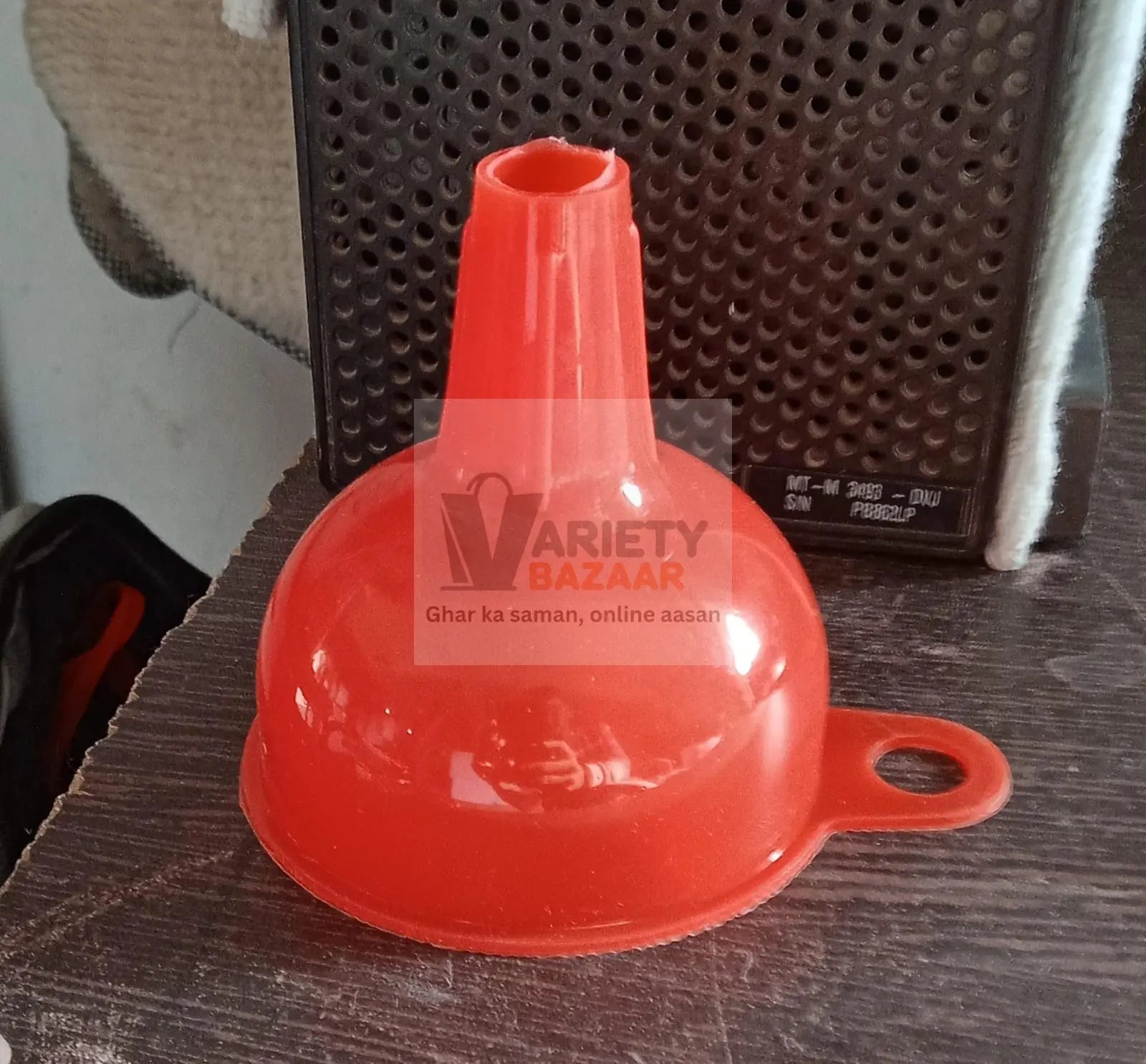 Silicone Funnel For Pouring Oil, Sauce, Water, Juice And Small Food-GrainsFood Grade Silicone Funnel Travel Sahayak