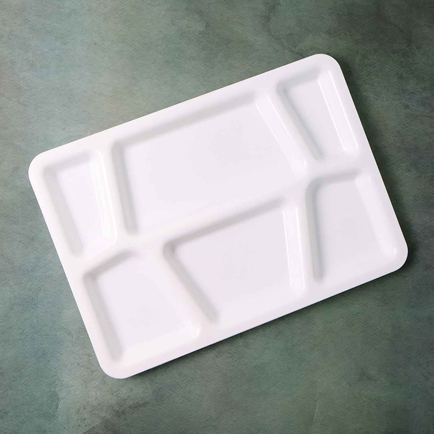 Plastic Multi-compartment Rectangular Meal Serving Tray  Plate (1 Pc  White)