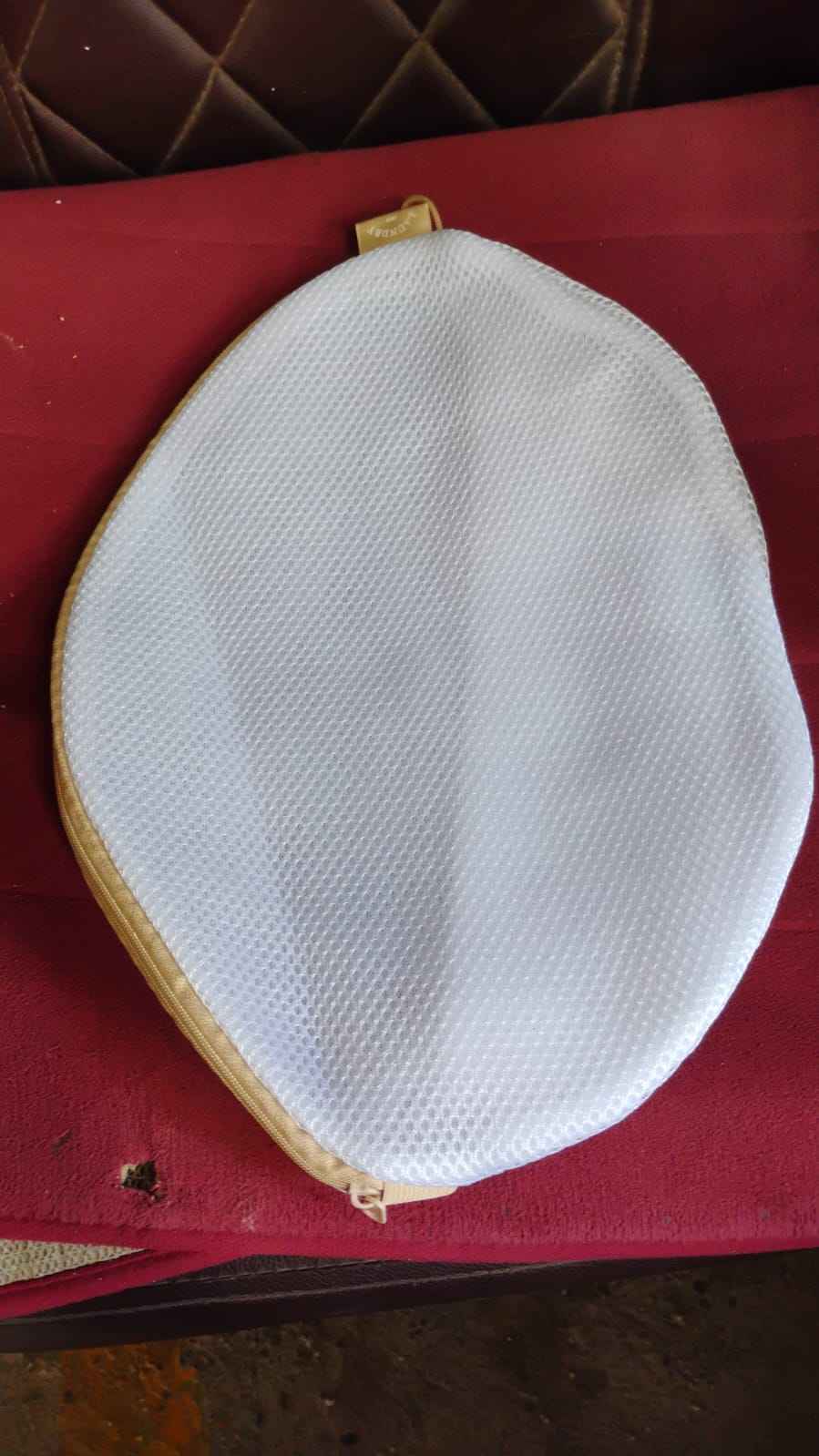Premium Round Mesh Bra Wash Bag with Zipper for Washing Machine (1 Pc / Mix Size & Design)