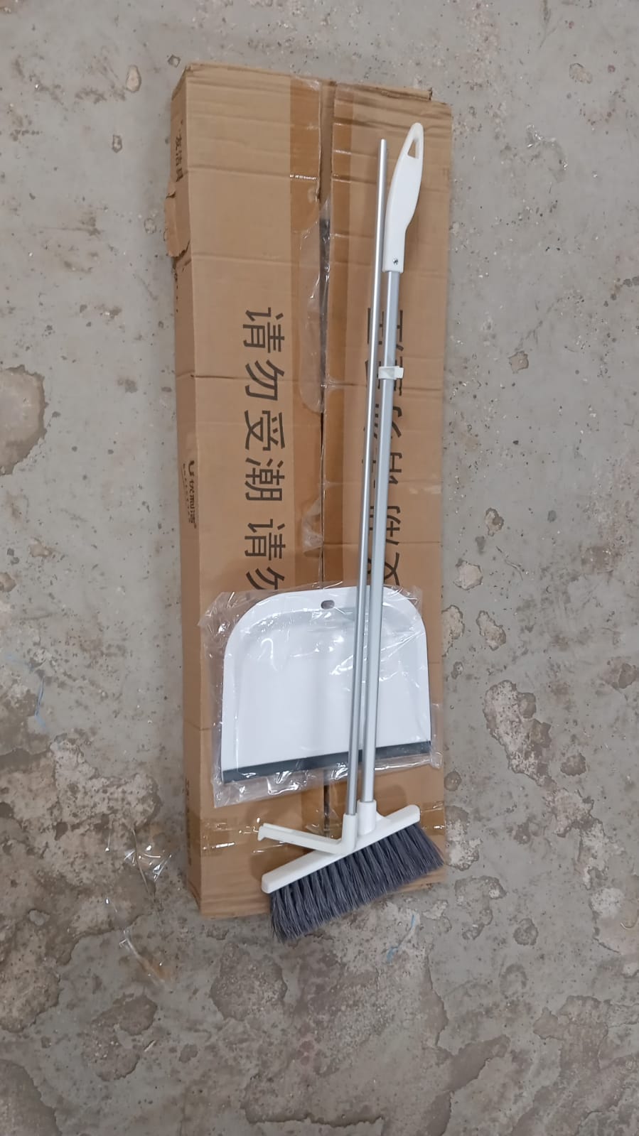 7871 Broom and Dustpan Cleaning Set Long Handled Dustpan and Brush Handle Dust Pan Broom Sweeper Long Handle Broom and Dustpan Set for Kitchen,Home,Lobby Schools,Hospital etc. Travel Sahayak