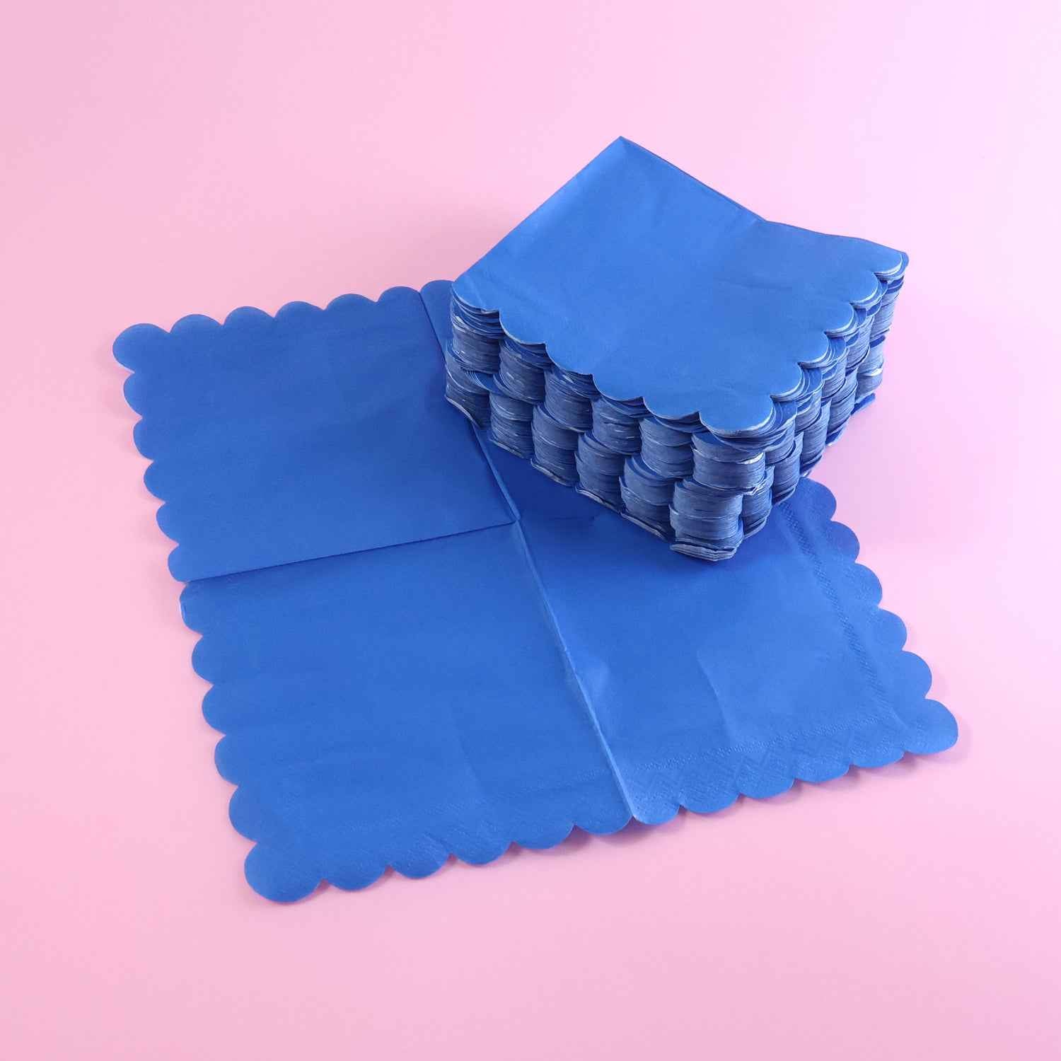 Royal Scalloped Disposable Paper Napkins (23 X 23 Cm  Approx 120 Pc)